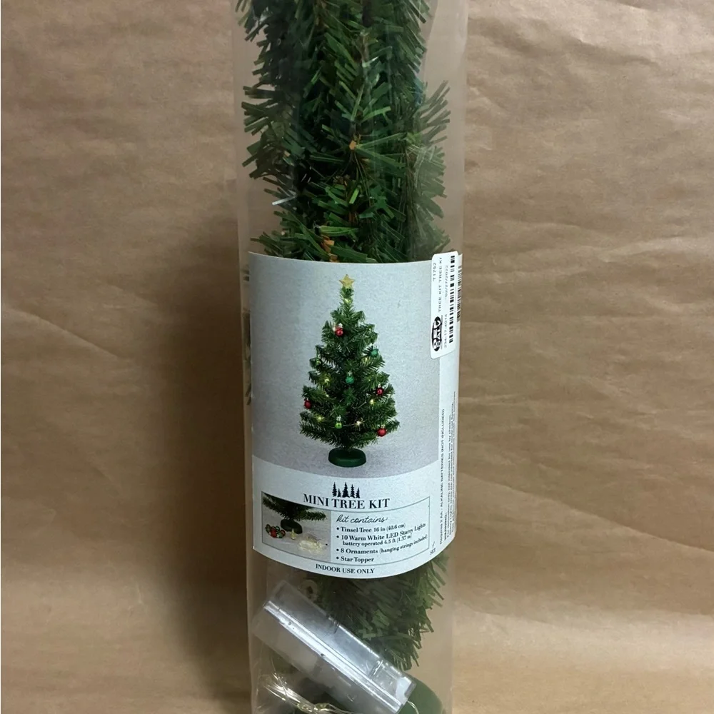 Mini Tree Kit with Green Foliage